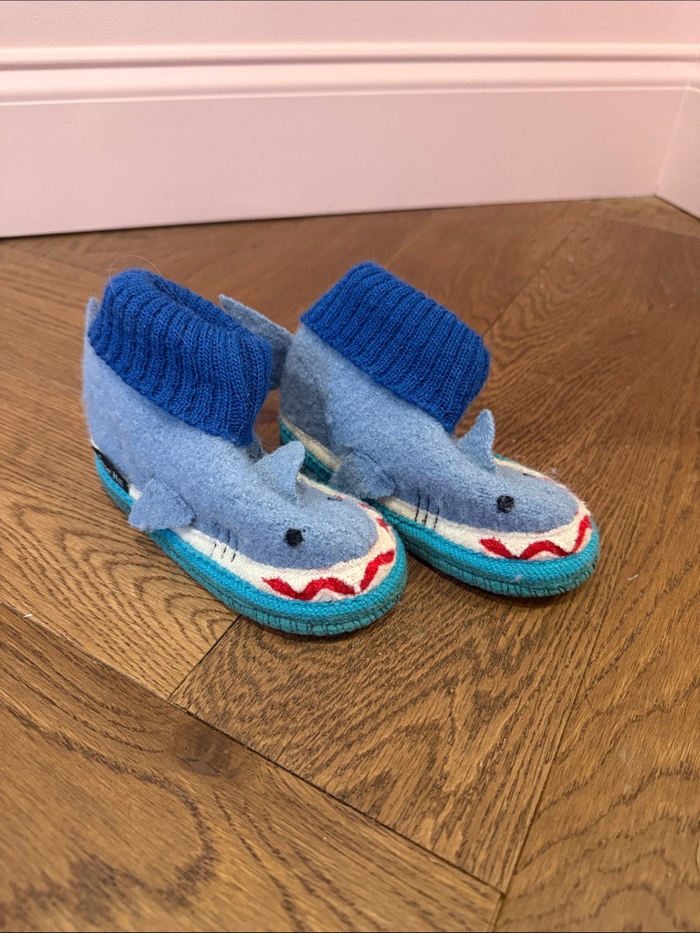 Garnet Hill Blue Shark Slippers with Bright Blue Cuff
